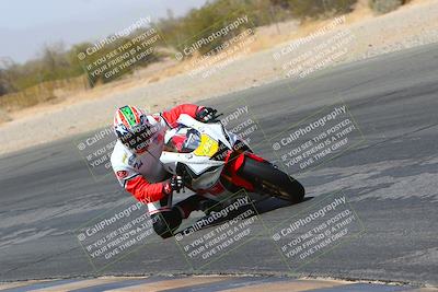 media/Mar-28-2022-Superbike Trackdays (Mon) [[b8603d0f67]]/Open Track Time/Turn 3 Inside/